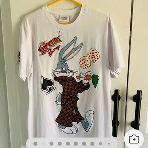 Looney Tunes T-Shirt with Bugs Bunny embroidered Suckers Lounge Graphic UNISEX L